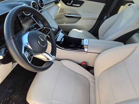 Used 2024 Mercedes-Benz C 300 Sedan image 13