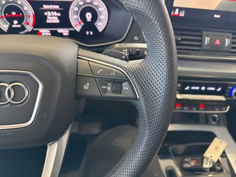 Used 2025 Audi Q5 Prestige image 21