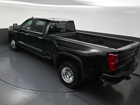 Used 2026 Chevrolet Silverado 3500 High Country w/ High Country Premium Package AWD/4WD image 19