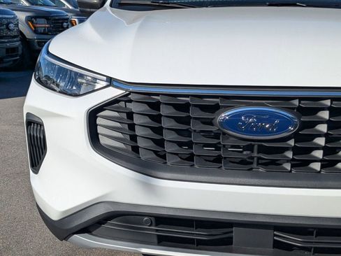 New 2026 Ford Escape Active image 10