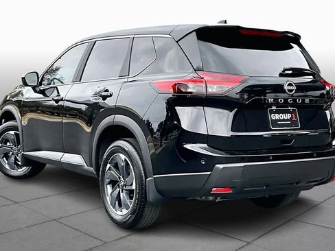 New 2026 Nissan Rogue SV image 12