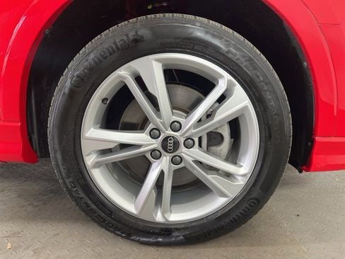 Certified 2023 Audi Q3 2.0T Premium Plus w/ Premium Plus Package image 9