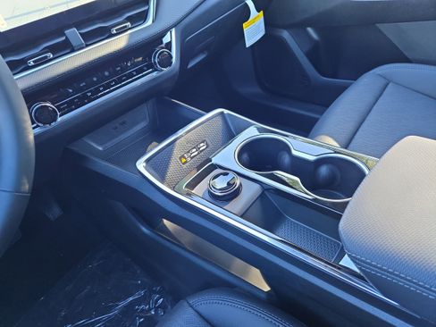 New 2026 Chevrolet Equinox LT w/ Convenience Package II image 30