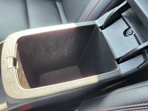 Certified 2024 Chevrolet Trax RS w/ Driver Confidence Package image 13