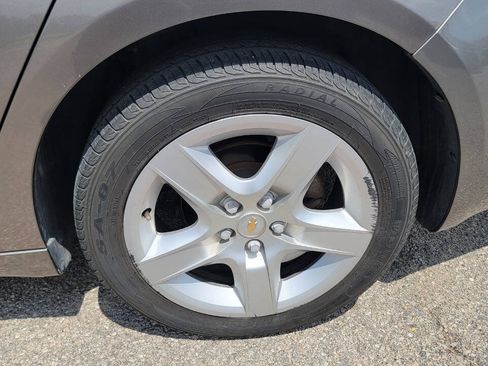 Used 2012 Chevrolet Malibu LS FWD image 11