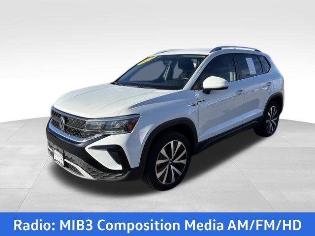 Used 2022 Volkswagen Taos SE AWD/4WD image 1