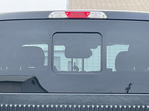 Used 2017 Ford F250 Lariat w/ Chrome Package image 17