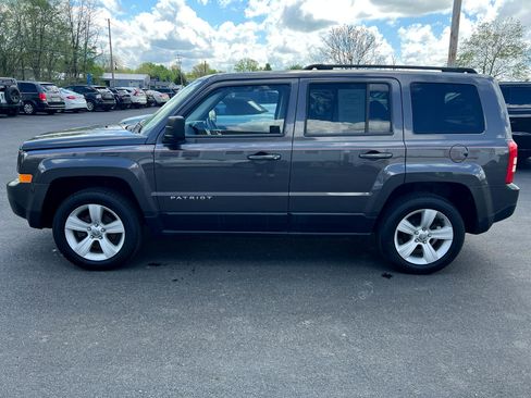 Used 2014 Jeep Patriot Latitude image 3