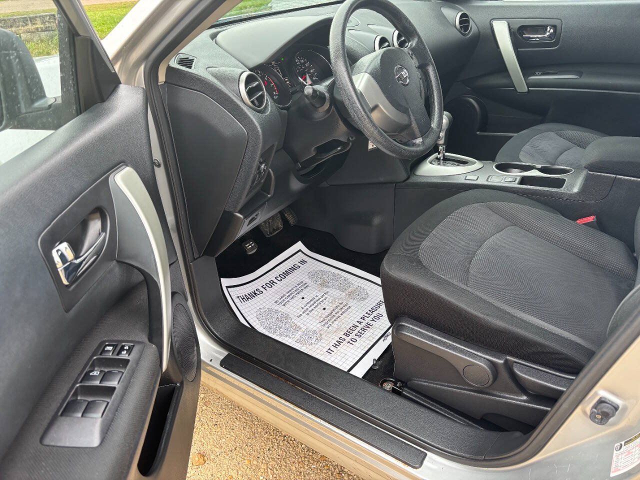 Used 2012 Nissan Rogue S AWD/4WD image 3
