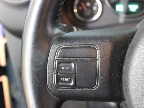 Used 2015 Jeep Wrangler Sahara AWD/4WD image 13