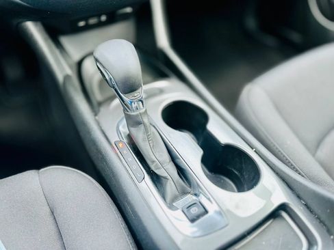 Used 2023 Chevrolet Malibu LS FWD image 15