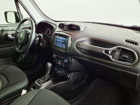 Used 2020 Jeep Renegade Altitude image 9