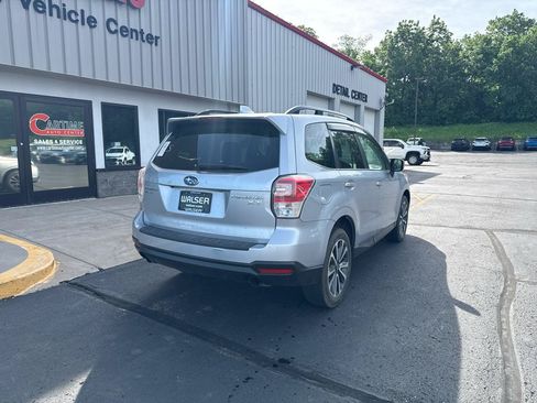 Used 2018 Subaru Forester 2.0XT Premium AWD/4WD image 5