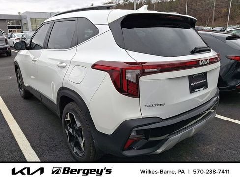 Certified 2024 Kia Seltos EX image 8