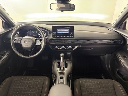 Used 2025 Honda HR-V Sport image 38