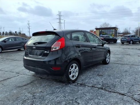 Used 2015 Ford Fiesta SE image 6