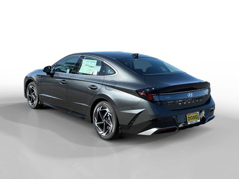 New 2026 Hyundai Sonata SEL image 3