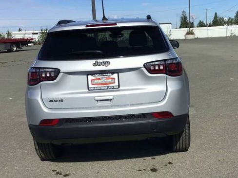 New 2025 Jeep Compass Latitude w/ Altitude Special Edition image 7