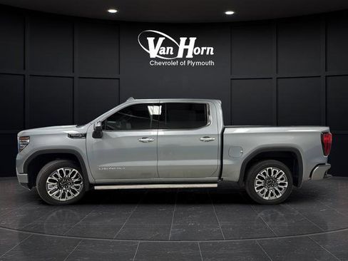 Used 2025 GMC Sierra 1500 Denali Ultimate AWD/4WD image 4
