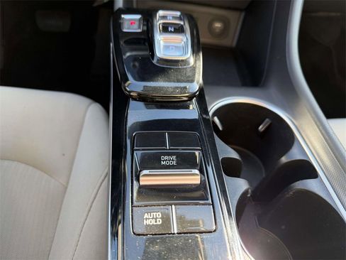 Used 2023 Hyundai Sonata SEL w/ Preferred Accessory Package image 8