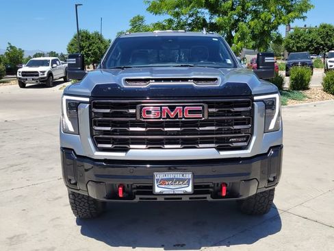 Used 2025 GMC Sierra 2500 AT4X AWD/4WD image 5