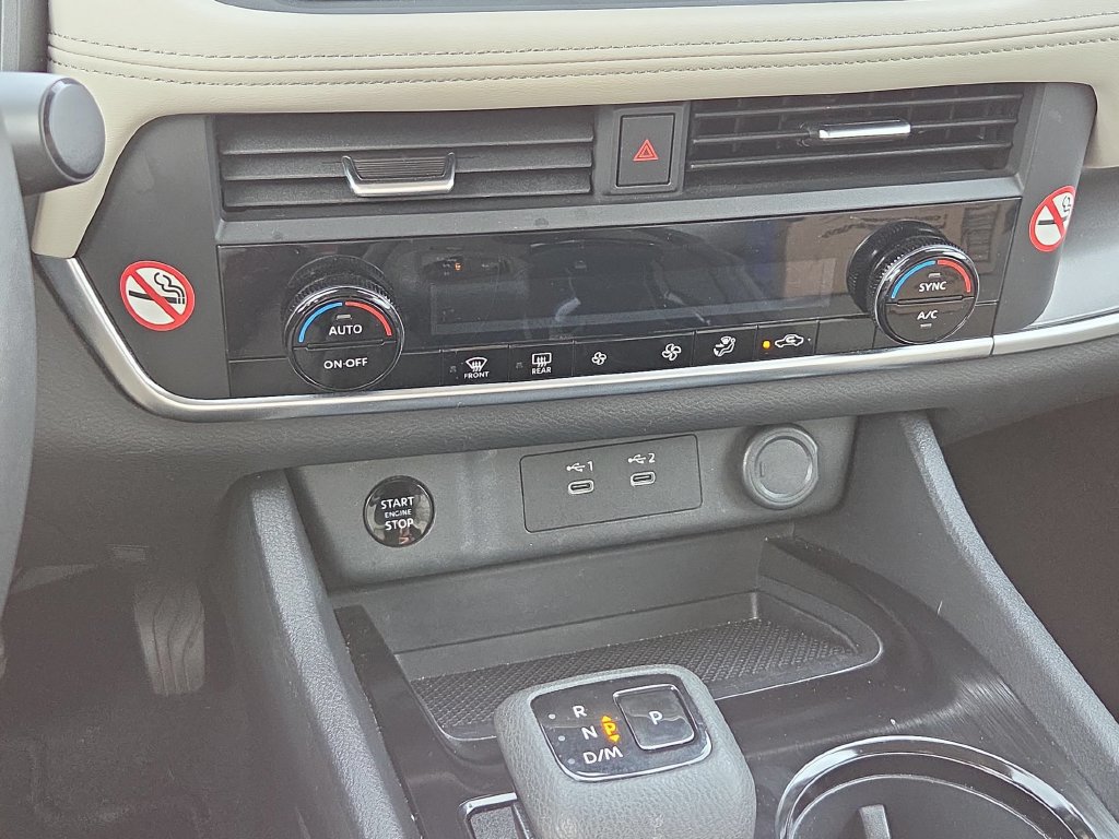 Used 2025 Nissan Rogue SV AWD/4WD image 22