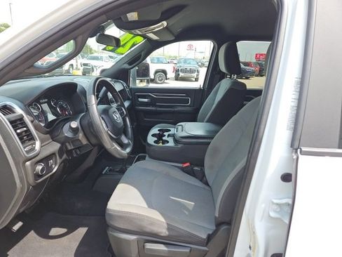 Used 2024 RAM 3500 SLT w/ Quick Order Package 2YG SLT AWD/4WD image 9