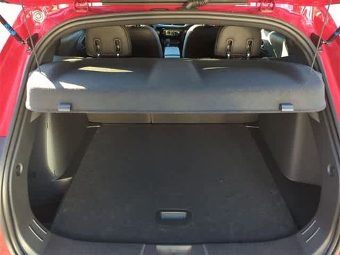 New 2026 Chevrolet Trax RS w/ Sunroof Package image 25