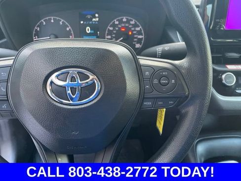 Used 2025 Toyota Corolla LE FWD image 19