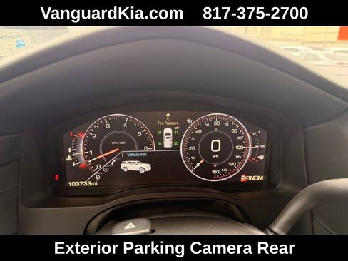 Used 2015 Cadillac Escalade Premium image 20