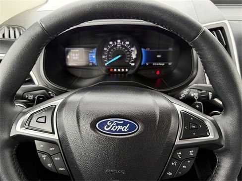 Certified 2024 Ford Edge SEL w/ Convenience Package image 17
