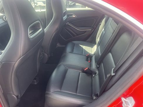 Used 2018 Mercedes-Benz CLA 250 image 25