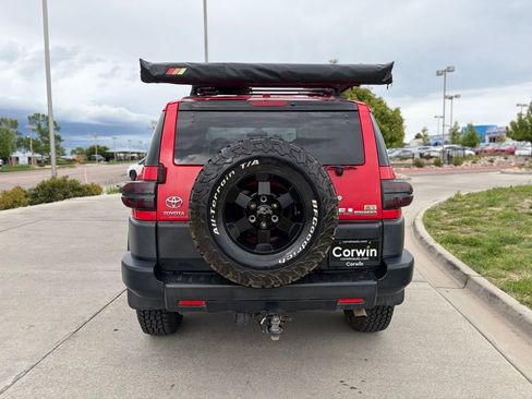 Used 2012 Toyota FJ Cruiser 4WD w/ Trail Teams Special Edition image 7