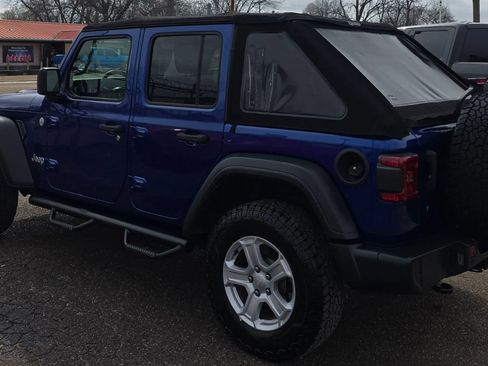 Used 2018 Jeep Wrangler Unlimited Sport S AWD/4WD image 5