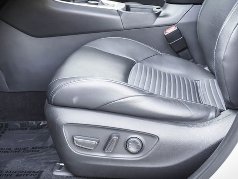 Used 2021 Toyota RAV4 XSE image 11