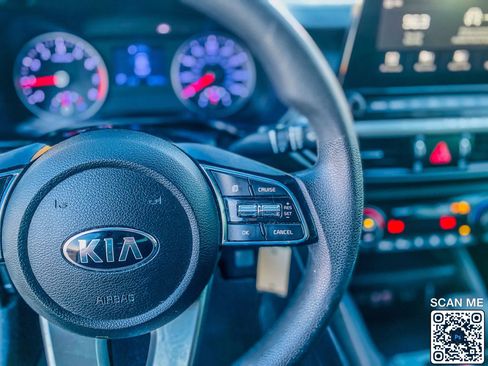 Used 2019 Kia Forte LXS image 22