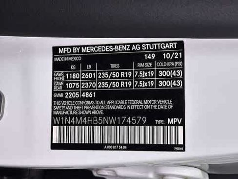 Used 2022 Mercedes-Benz GLB 250 4MATIC image 9