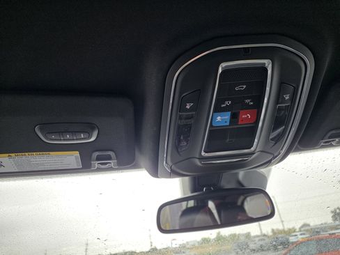 Used 2024 Jeep Grand Cherokee Limited image 27