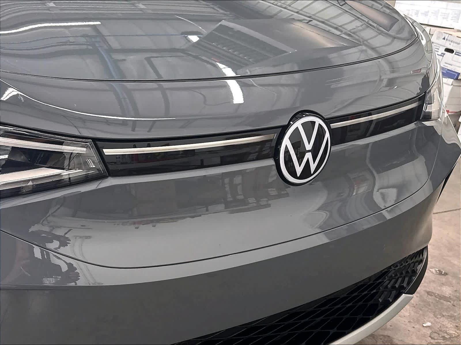 Used 2023 Volkswagen ID.4 Pro S Plus AWD/4WD image 35