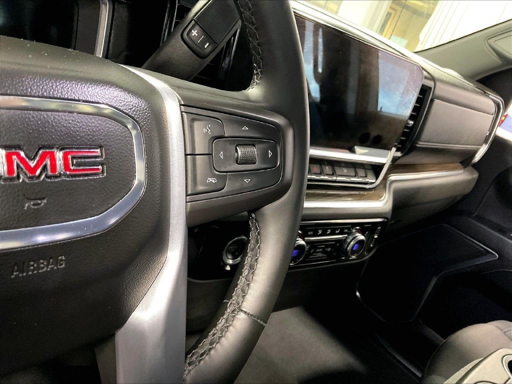 Used 2023 GMC Sierra 1500 Elevation AWD/4WD image 23