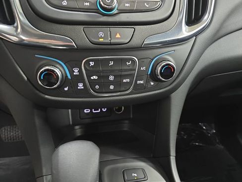 Used 2024 Chevrolet Equinox LT w/ LPO, Floor Liner Package image 22