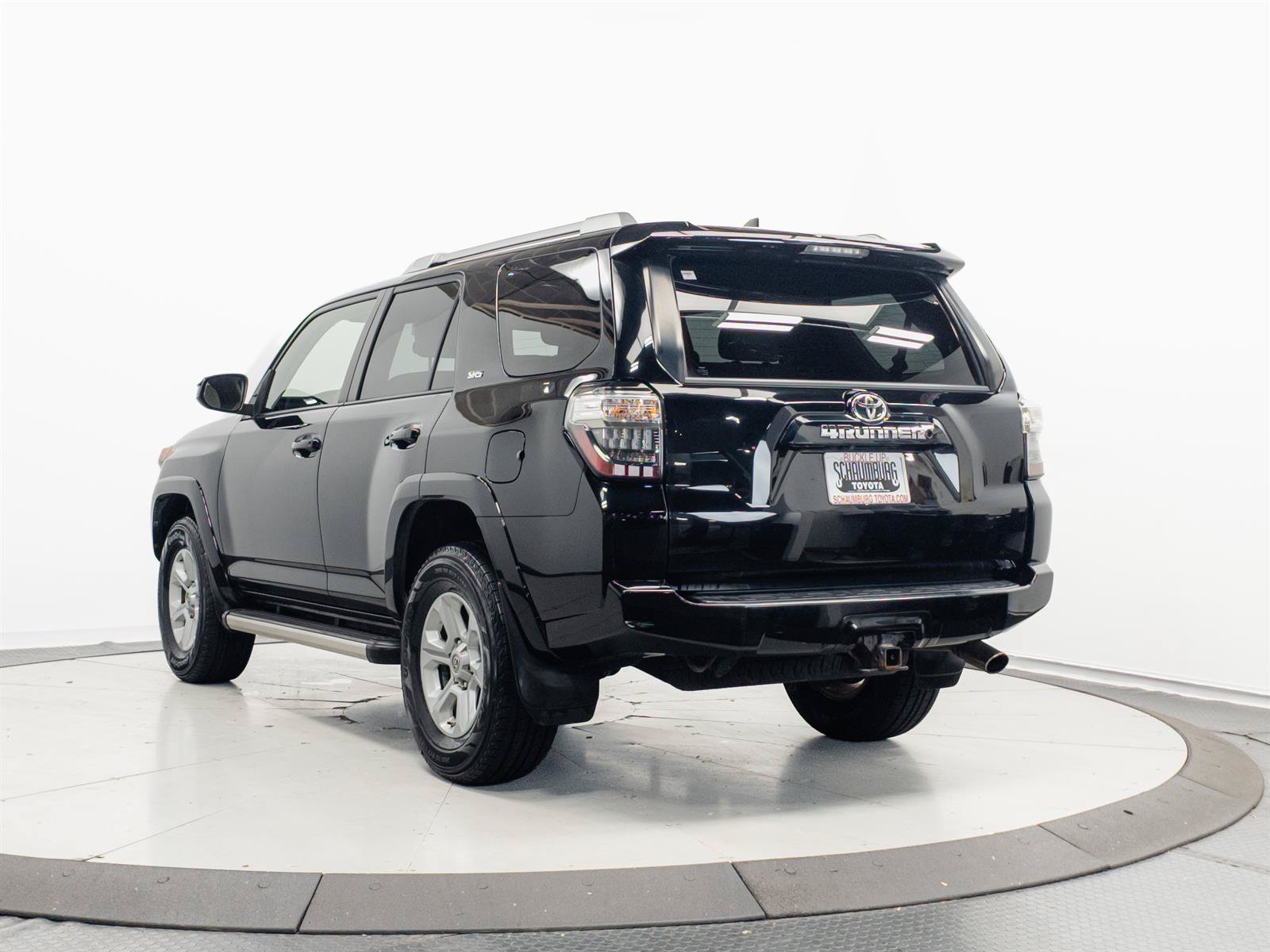 Certified 2016 Toyota 4Runner SR5 AWD/4WD image 11