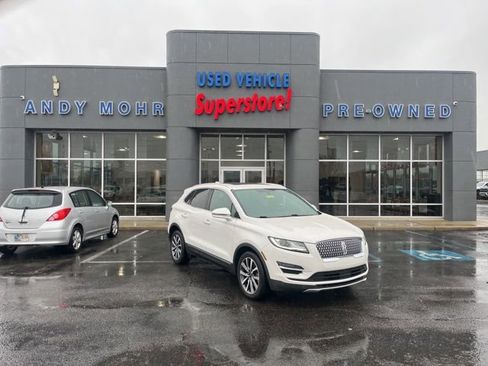 Used 2019 Lincoln MKC Reserve image 1