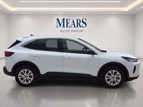 Used 2024 Ford Escape Active AWD/4WD image 6