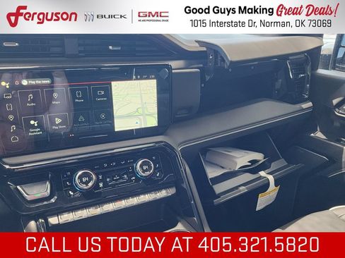 New 2026 GMC Sierra 2500 AT4X w/ LPO, Black Badging Package AWD/4WD image 39