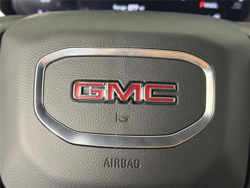 New 2026 GMC Sierra 2500 AT4 w/ AT4 Premium Plus Package AWD/4WD image 24