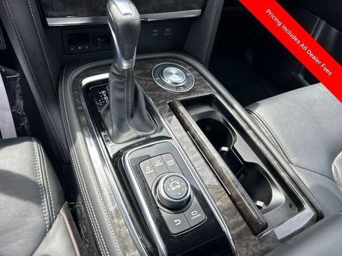 Used 2023 Nissan Armada Platinum w/ Captain's Chairs Package RWD image 11
