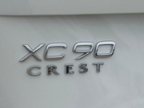 New 2026 Volvo XC90 B6 Plus image 9
