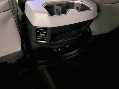 Used 2024 Toyota Tundra Limited image 26