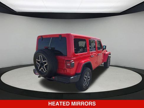 Used 2025 Jeep Wrangler Unlimited Sahara AWD/4WD image 6